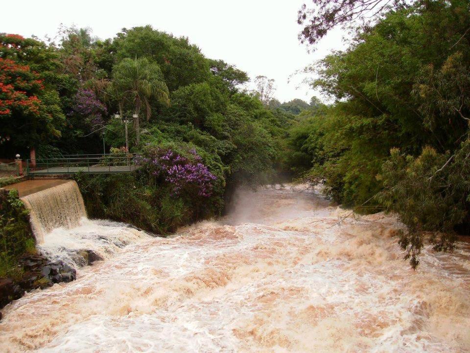 Espaco Alvorada ,Agendamento Das Atividades, Cafe Da Manha ,Banheira E Piscina No Centro Brotas Exteriör bild